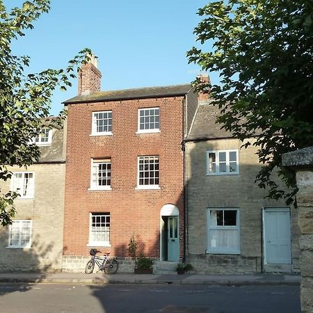 No. 27'S Self-Catering Flat For A Memorable Break. Lägenhet Bridport Exteriör bild